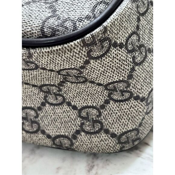 GUCCI GG Supreme Coated Canvas Shoulder Crossbody Unisex Messenger Bag - Picture 9 of 16